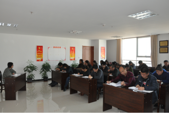 集團黨委委員、副總經(jīng)理劉玲同志宣講黨的十九大精神