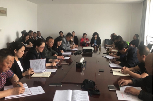 物產(chǎn)配送公司所屬黨支部召開(kāi)“不忘初心、牢記使命”主題教育專題研討會(huì)